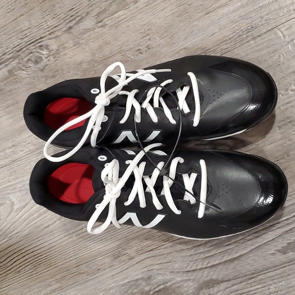 LAST PAIR New Balance Men's 4040 V5 TPU Molded Baseball Shoe, Black/White - Picture 6 of 9